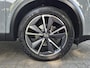 Nissan Qashqai 1.3 MHEV Xtronic Tekna / Trekhaak afneembaar / Head Up Display / Panoramadak / Trekgewicht 1800 kg / Rondomzicht camera / Elektrische achterklep / Keyless Entry/Start / Apple Carplay Android Auto / Adaptief cruise control / Draadloze telefoon lader /