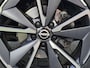 Nissan Qashqai 1.3 MHEV Xtronic Tekna / Trekhaak afneembaar / Head Up Display / Panoramadak / Trekgewicht 1800 kg / Rondomzicht camera / Elektrische achterklep / Keyless Entry/Start / Apple Carplay Android Auto / Adaptief cruise control / Draadloze telefoon lader /