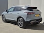 Nissan Qashqai 1.3 MHEV Xtronic Tekna / Trekhaak afneembaar / Head Up Display / Panoramadak / Trekgewicht 1800 kg / Rondomzicht camera / Elektrische achterklep / Keyless Entry/Start / Apple Carplay Android Auto / Adaptief cruise control / Draadloze telefoon lader /
