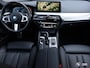 BMW 5-Serie 530E xDrive M SPORT / COMFORTST. MASSAGE / HEADUP / HARMANKARDON / TREKHAAK / 18"