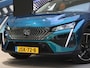 Peugeot 408 Allure Avantage Plug-in Hybrid 225 pk Automaat | AGR-stoel | Navigatie | Achteruitrijcamera | Stoelverwarming | Apple Carplay/ Android auto