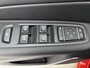 Renault Captur 0.9 TCe Intens | Airco Automatisch | Achteruitrijcamera | Apple Carplay/Android Auto | Blind Spot Warning | Cruise Control | Parkeersensoren Rondom | Keyless |