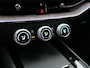 Skoda Superb Combi 1.5 TSI Laurin & Klement PHEV 204pk Dealer O.H. | Trekhaak Af Fabriek | Head Up | Adaptive Cruise | 360 Camera | Lederen Comfortzetels Massage & Ventilatie & Memory | Canton Audio | Stuur & Stoelen Verwarmd | Keyless | Blis | Plug In Hybrid |