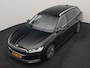 Skoda Superb Combi 1.5 TSI Laurin & Klement PHEV 204pk Dealer O.H. | Trekhaak Af Fabriek | Head Up | Adaptive Cruise | 360 Camera | Lederen Comfortzetels Massage & Ventilatie & Memory | Canton Audio | Stuur & Stoelen Verwarmd | Keyless | Blis | Plug In Hybrid |