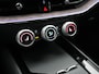 Skoda Superb Combi 1.5 TSI Laurin & Klement PHEV 204pk Dealer O.H. | Trekhaak Af Fabriek | Head Up | Adaptive Cruise | 360 Camera | Lederen Comfortzetels Massage & Ventilatie & Memory | Canton Audio | Stuur & Stoelen Verwarmd | Keyless | Blis | Plug In Hybrid |