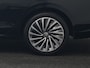 Skoda Superb Combi 1.5 TSI Laurin & Klement PHEV 204pk Dealer O.H. | Trekhaak Af Fabriek | Head Up | Adaptive Cruise | 360 Camera | Lederen Comfortzetels Massage & Ventilatie & Memory | Canton Audio | Stuur & Stoelen Verwarmd | Keyless | Blis | Plug In Hybrid |
