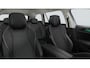 Volkswagen Passat Variant 1.5 eHybrid Elegance Business 204PK | Navigatie | Apple carplay | Adaptieve cruise control | Climate control | 360 camera | Side assist | Heads-up display | IQ-matrix verlichting | Stuur en Stoelverwarming | Achterbank verwarmbaar | Verwarmbare voorruit | Elektrisch verstelbare bestuurderstoel | Keyless | Sfeerverlichting | 18"inch Napoli velgen | Elektrische klep |