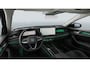 Volkswagen Passat Variant 1.5 eHybrid Elegance Business 204PK | Navigatie | Apple carplay | Adaptieve cruise control | Climate control | 360 camera | Side assist | Heads-up display | IQ-matrix verlichting | Stuur en Stoelverwarming | Achterbank verwarmbaar | Verwarmbare voorruit | Elektrisch verstelbare bestuurderstoel | Keyless | Sfeerverlichting | 18"inch Napoli velgen | Elektrische klep |