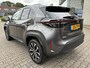 Toyota Yaris Cross HYBRID 115 FIRST EDITION PARK-SENSOREN STOEL/STUURVERWARMING 17" LM-VELGEN ALL-SEASONS KEYLESS
