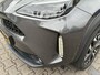 Toyota Yaris Cross HYBRID 115 FIRST EDITION PARK-SENSOREN STOEL/STUURVERWARMING 17" LM-VELGEN ALL-SEASONS KEYLESS