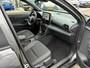 Toyota Yaris Cross HYBRID 115 FIRST EDITION PARK-SENSOREN STOEL/STUURVERWARMING 17" LM-VELGEN ALL-SEASONS KEYLESS