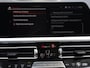 BMW 3-Serie 330i M SPORT / PANODAK / HARMANKARDON / MEMORY / ACC / STUURVW / 19"