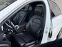 Mercedes-Benz C-klasse 180 Ambition | AMG-pakket | Panoramadak | Navigatie | Cruise control | Dealer onderhouden! |