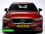 Volvo V60 2.0 T8 Twin Engine AWD R-Design | Stoel-, Stuur- & Achterbank verw. | Elec. trekhaak | 360 Camera | Elec. klep | Pilot assist, All season banden, Led, PDC V+A. Apple Carplay, Android auto