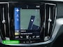 Volvo V60 2.0 T8 Twin Engine AWD R-Design | Stoel-, Stuur- & Achterbank verw. | Elec. trekhaak | 360 Camera | Elec. klep | Pilot assist, All season banden, Led, PDC V+A. Apple Carplay, Android auto