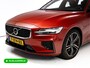 Volvo V60 2.0 T8 Twin Engine AWD R-Design | Stoel-, Stuur- & Achterbank verw. | Elec. trekhaak | 360 Camera | Elec. klep | Pilot assist, All season banden, Led, PDC V+A. Apple Carplay, Android auto