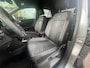Volkswagen T-Roc 1.5 TSI 150pk DSG R-Line / Black style / Virtual cockpit / Afneembare trekhaak / IQ Led / Elek Achterklep / 19'' LMV
