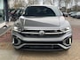Volkswagen T-Roc 1.5 TSI 150pk DSG R-Line / Black style / Virtual cockpit / Afneembare trekhaak / IQ Led / Elek Achterklep / 19'' LMV