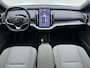 Volvo EX30 Extended Range Plus Europa / Pine Interieur / Zwart dak / 20'' / Getint glas / Elektr. Stoelen / Harman&Kardon Audio / Stoel + Stuurw. Verwarming / ACC / BLIS /