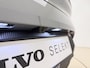 Volvo EX30 Extended Range Plus Europa / Pine Interieur / Zwart dak / 20'' / Getint glas / Elektr. Stoelen / Harman&Kardon Audio / Stoel + Stuurw. Verwarming / ACC / BLIS /