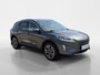 Ford Kuga 1.5 EcoBoost Titanium | Dealer onderhouden | 1800 kg trekgewicht | Winter pack | Parkeersensoren voor en achter | Achteruitrijcamera | Navigatie | Apple carplay & Android auto | Trekhaak | 18" lichtmetalen velgen | Draadloos opladen mobiel | Privacy glas |