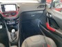 Peugeot 208 1.6 THP GTi 200Pk,1E Eigenaar,Panoramadak,Climate&Cruisecontrol,Bleutooth,V&A Sensoren,Leder/Stof,JBL,Sportstoelen,Spoilerkit,Lagekilometerstand,17 Inch Lmv