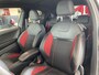 Peugeot 208 1.6 THP GTi 200Pk,1E Eigenaar,Panoramadak,Climate&Cruisecontrol,Bleutooth,V&A Sensoren,Leder/Stof,JBL,Sportstoelen,Spoilerkit,Lagekilometerstand,17 Inch Lmv