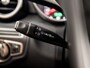 Mercedes-Benz C-klasse 180 Sport Automaat (NAVIGATIE, LEDER, CAMERA, STOELVERWARMING, SPORTSTOELEN, GETINT GLAS, ELEKTISCHE ACHTERKLEP, TREKHAAK, NIEUWE APK, NIEUWSTAAT)