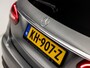 Mercedes-Benz C-klasse 180 Sport Automaat (NAVIGATIE, LEDER, CAMERA, STOELVERWARMING, SPORTSTOELEN, GETINT GLAS, ELEKTISCHE ACHTERKLEP, TREKHAAK, NIEUWE APK, NIEUWSTAAT)