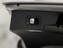 Mercedes-Benz C-klasse 180 Sport Automaat (NAVIGATIE, LEDER, CAMERA, STOELVERWARMING, SPORTSTOELEN, GETINT GLAS, ELEKTISCHE ACHTERKLEP, TREKHAAK, NIEUWE APK, NIEUWSTAAT)