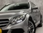 Mercedes-Benz C-klasse 180 Sport Automaat (NAVIGATIE, LEDER, CAMERA, STOELVERWARMING, SPORTSTOELEN, GETINT GLAS, ELEKTISCHE ACHTERKLEP, TREKHAAK, NIEUWE APK, NIEUWSTAAT)