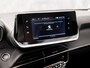 Peugeot 2008 1.2 PureTech Allure Sport 131Pk Automaat (APPLE CARPLAY, GROOT NAVI, 360 CAMERA, STOELVERWARMING, KEYLESS, SPORTSTOELEN, GETINT GLAS, CRUISE, NIEUWSTAAT)