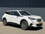 Peugeot e-2008 EV Active Pack 50 kWh Apple Carplay | Android Auto | Parkeersensoren | Cruise Control | Climate Control | SOH 98,7%