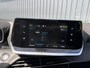 Peugeot e-2008 EV Active Pack 50 kWh Apple Carplay | Android Auto | Parkeersensoren | Cruise Control | Climate Control | SOH 98,7%