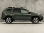 Dacia Duster 1.3 TCe 150 Journey 150Pk Automaat (APPLE CARPLAY, GROOT NAVI, CLIMATE, CAMERA, SPORTSTOELEN, TREKHAAK, GETINT GLAS, CRUISE, NIEUWSTAAT)