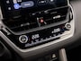 Toyota Corolla Cross 2.0 High Power Hybrid Sport 197Pk Automaat (VIRTUAL COCKPIT, APPLE CARPLAY, CAMERA, LEDER, SPORTSTOELEN, KEYLESS, ADAPTIVE CRUISE, NIEUWSTAAT)