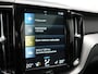 Volvo XC60 T6 AWD R-Design PHEV 350pk Dealer O.H. | Panodak | Adaptive Cruise | Camera | Lederen Sportstoelen Memory & Verwarmd | Harman / Kardon | Stuur Verwarmd | 21"L.M | Apple Carplay | Keyless | Blis | Navigatie | DAB | Plug In Hybrid