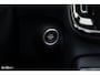 Volvo XC40 1.5 T5 Twin Engine Inscription | Zwenkbare trekhaak | Adaptieve cruise | Blis | Memory |