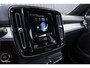 Volvo XC40 1.5 T5 Twin Engine Inscription | Zwenkbare trekhaak | Adaptieve cruise | Blis | Memory |