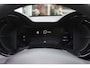 Alfa Romeo Junior ELETTRICA SPECIALE 156PK 54 kWh | PANORAMISCH SCHUIF/KANTEL DAK | BICOLOR DAK (ZWART DAK) | WARMTEPOMP | TECHNOLOGIE PAKKET (O.A. FULL LED ADAPTIVE MATRIX KOPLAMPEN/DODEHOEK DETECTIE/DRAADLOZE TELEFOONLADER/ACHTERUITRIJ CAMERA/PARKEERSENSOREN VOOR, ACHTER,ZIJKANT) | DRAADLOZE APPLE CARPLAY/ANDROID AUTO | CLIMATE CONTROL | ELEKTRISCH BEDIENBARE ACHTERKLEP | STOEL VERWARMING | ELEKTRISCH BEDIENBARE VOORSTOEL MET MASSAGE FUNCTIE | VERKEERSBORDEN HERKENNING | ADAPTIVE CRUISE CONTROL | KEYLESS ENTRY/START | VOORRUIT VERWARMING |