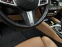 BMW 5-Serie Touring 530e 292pk M-Sport | Panorama | 360 Camera | ACC | Harman-Kardon | Trekhaak | Keyless-Entry | Leder | Rij-Assist Pro | 19'' | Sfeerverlichting | Carplay | LED | Zonwering | Standkachel | Draadloos Laden | Dealer onderhouden |