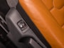 Citroën C3 Aircross 1.2 PureTech S&S Shine Automaat (APPLE CARPLAY, GROOT NAVI, BRUIN LEDER, 360 CAMERA, GETINT GLAS, SPORTSTOELEN, STOELVERWARMING, CRUISE, NIEUWSTAAT)