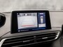 Peugeot 5008 1.2 PureTech Sport 7 Persoons Automaat (APPLE CARPLAY, GROOT NAVI, 360 CAMERA, GETINT GLAS, SPORTSTOELEN, CRUISE, LANE ASSIST, NIEUWE APK, NIEUWSTAAT)