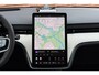 Volvo EX90 Twin Motor Performance Ultra 7p. 106 kWh | Elektrochromatisch panoramadak | Bowers & Wilkins | Geventileerde voorstoelen | Massagefunctie op de voorstoelen | 22 inch. lichtmetalen velgen | Gelamineerde zijruiten | Extra getint glas | 360 graden camera | Head up display | Stoel-/ stuurwielverwarming | Verwarmde achterbank | Park pilot assist