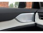 Volvo EX90 Twin Motor Performance Ultra 7p. 106 kWh | Elektrochromatisch panoramadak | Bowers & Wilkins | Geventileerde voorstoelen | Massagefunctie op de voorstoelen | 22 inch. lichtmetalen velgen | Gelamineerde zijruiten | Extra getint glas | 360 graden camera | Head up display | Stoel-/ stuurwielverwarming | Verwarmde achterbank | Park pilot assist