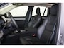 Volvo XC90 T8 Recharge AWD Ultra Dark - Luchtvering - Panorama/schuifdak - IntelliSafe Assist & Surround - 360º Camera - Bowers & Wilkins audio - Adaptieve LED koplampen - Verwarmde voorstoelen, stuur & achterbank - Parkeersensoren voor & achter - Elektr. bedienb. voorstoelen met geheugen - Geventileerde voorstoelen - Head up display - Draadloze tel. lader - Inklapbare trekhaak - 21' LMV
