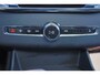 Volvo XC90 T8 Recharge AWD Ultra Dark - Luchtvering - Panorama/schuifdak - IntelliSafe Assist & Surround - 360º Camera - Bowers & Wilkins audio - Adaptieve LED koplampen - Verwarmde voorstoelen, stuur & achterbank - Parkeersensoren voor & achter - Elektr. bedienb. voorstoelen met geheugen - Geventileerde voorstoelen - Head up display - Draadloze tel. lader - Inklapbare trekhaak - 21' LMV