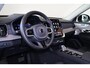 Volvo XC90 T8 Recharge AWD Ultra Dark - Luchtvering - Panorama/schuifdak - IntelliSafe Assist & Surround - 360º Camera - Bowers & Wilkins audio - Adaptieve LED koplampen - Verwarmde voorstoelen, stuur & achterbank - Parkeersensoren voor & achter - Elektr. bedienb. voorstoelen met geheugen - Geventileerde voorstoelen - Head up display - Draadloze tel. lader - Inklapbare trekhaak - 21' LMV