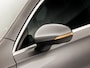 Mercedes-Benz A-klasse 200 AMG Sport 163Pk Automaat (GROOT NAVI, SFEERVERLICHTING, CAMERA, LEDER, STOELVERWARMING, SPORTSTOELEN, GETINT GLAS, LANE ASSIST, NIEUWE APK, NIEUWSTAAT)
