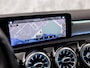 Mercedes-Benz A-klasse 200 AMG Sport 163Pk Automaat (GROOT NAVI, SFEERVERLICHTING, CAMERA, LEDER, STOELVERWARMING, SPORTSTOELEN, GETINT GLAS, LANE ASSIST, NIEUWE APK, NIEUWSTAAT)